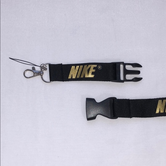 New Nike Black and Gold Lanyard ID Badge Keychain - Picture 2 of 8